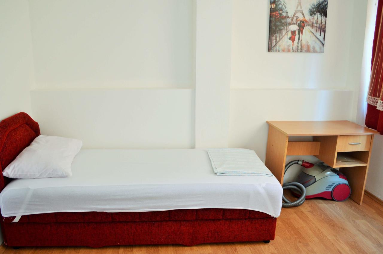 A&J Apartment Budva Exterior photo